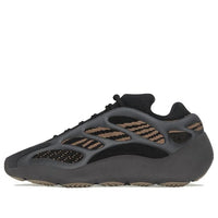 Yeezy 700 V3 'Clay Brown' BLACK FRIDAY - INSTAKICKSZ LTD
