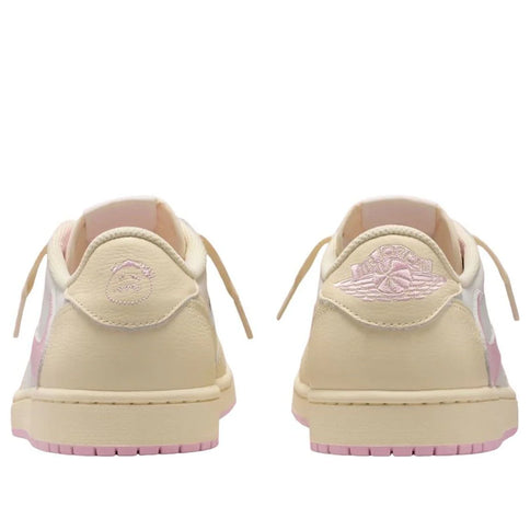 Jordan 1 Low OG x Travis Scott 'Shy Pink'